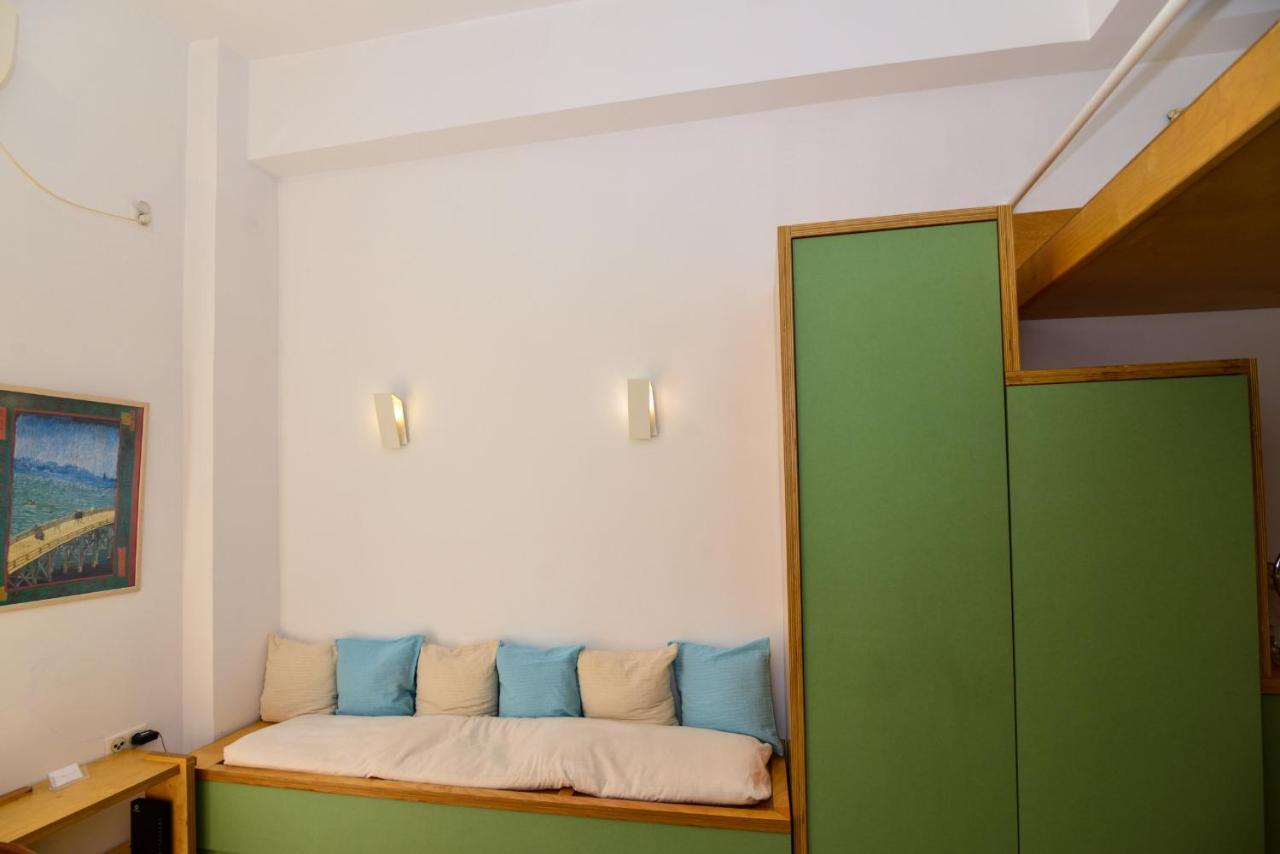 Athens Cozy Studio 4 Min Walk To The Acropolis Hil Apartment Екстериор снимка